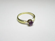Load image into Gallery viewer, Vintage Soviet 875 Silver Sapphire Solitaire Ring – Size 9 | Retro Gilt Design