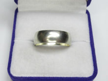 Load image into Gallery viewer, Close-up of Smooth Domed Surface on Vintage 916 Silver Band Ring