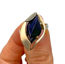 Load image into Gallery viewer, Vintage silver aventurine statement ring with 14K gold accents, size 8.25, featuring intricate design and vibrant green gemstone.