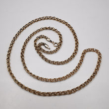 Load image into Gallery viewer, Close-up of Vintage 585 Hallmarked 14K Gold Byzantine Link Chain