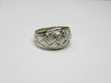 Load image into Gallery viewer, Vintage Sterling Silver 925 Woven Band Ring – Size 8.5 | Contemporary Design