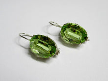 Load image into Gallery viewer, Vintage Russian Soviet sterling silver earrings with intricate Alpanite design, women's jewelry featuring traditional craftsmanship.