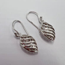 Load image into Gallery viewer, Elegant Vintage 925 Sterling Silver Drop Earrings for Women