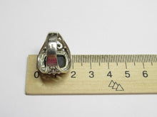 Load image into Gallery viewer, Vintage 925 Sterling Silver Black Agate Signet Ring Filigree Size 9