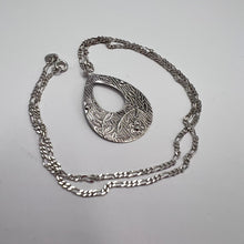 Load image into Gallery viewer, Elegant Vintage 925 Sterling Silver Pendant and Chain Set for Women