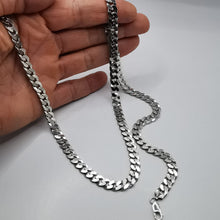 Load image into Gallery viewer, Polished Finish on Vintage 925 Sterling Silver Cuban Link Necklace