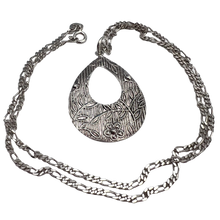 Load image into Gallery viewer, Vintage 925 Sterling Silver Chain and Pendant Set, Retro Classic Women's Jewelry