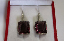 Load image into Gallery viewer, Vintage Russian Soviet sterling silver earrings with intricate design, weighing 3.42 grams, part of women's jewelry collection.