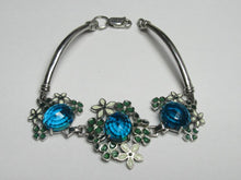 Load image into Gallery viewer, Close-up of Vintage Russian 925 Sterling Silver Bracelet