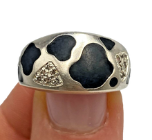 Load image into Gallery viewer, Vintage 925 sterling silver enamel CZ statement ring with band size 8.5, featuring colorful enamel design and sparkling cubic zirconia.
