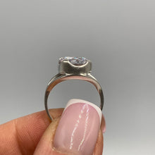Load image into Gallery viewer, Vintage 925 Sterling Silver cubic zirconia statement ring for women, size 6, featuring intricate design and sparkling stones.

