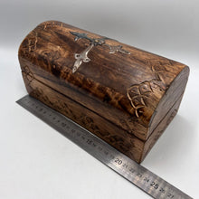 Load image into Gallery viewer, Vintage carved wood treasure chest jewelry box set by Fezba Market with rustic inlay detailing and storage compartments.
