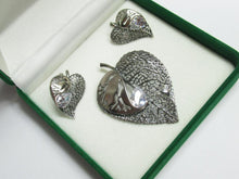 Load image into Gallery viewer, Pair of Matching Vintage 925 Sterling Silver Leaf Earrings with CZ Accents
