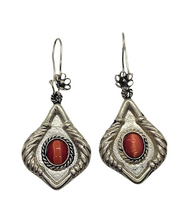 Load image into Gallery viewer, Vintage 925 sterling silver carnelian dangle earrings featuring natural orange-red gemstones in a handmade boho artisan design.
