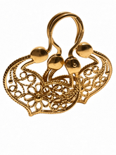 Load image into Gallery viewer, Side View of Vintage Soviet 583 Gold Filigree Drop Earrings
