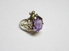 Load image into Gallery viewer, Vintage USSR 875 Silver Amethyst Solitaire Ring – Size 6 | Retro Swirl Gilt Design
