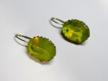 Load image into Gallery viewer, Vintage Russian Soviet earrings in sterling silver 875 with Alpanite, featuring intricate women's jewelry design.
