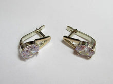 Load image into Gallery viewer, Vintage Russian sterling silver 925 and gold 375 9K earrings with intricate design, women's jewelry weighing 5.66 grams.
