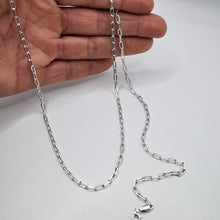 Load image into Gallery viewer, Secure Clasp on Vintage Heavy Paperclip Link Necklace in 925 Sterling Silver
