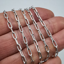 Load image into Gallery viewer, Polished Paperclip Link Pattern on Vintage Sterling Silver Necklace
