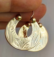 Load image into Gallery viewer, Intricate Floral Engraving on Antique Russian Imperial Gold Earrings
