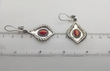 Load image into Gallery viewer, Vintage 925 sterling silver carnelian dangle earrings featuring natural orange-red gemstones in a handmade boho artisan design.
