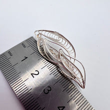 Load image into Gallery viewer, Vintage 960 Silver Filigree Leaf Brooch Ready to Wear or Collect
