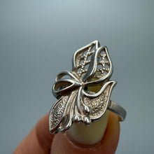 Load image into Gallery viewer, Vintage USSR 925 sterling silver filigree flower bow ring, statement size 7.25, with intricate handcrafted details.
