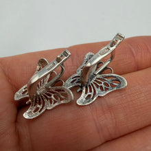 Load image into Gallery viewer, Vintage 925 sterling silver butterfly filigree dangle earrings for women, featuring intricate jewelry craftsmanship

