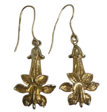 Load image into Gallery viewer, Vintage 925 Sterling Silver Gilt Floral Statement Earrings, Elegant Women's Jewelry
