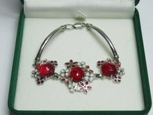 Load image into Gallery viewer, Vintage Russian 925 Sterling Silver Bracelet with Classic Link Design, Women's Jewelry
